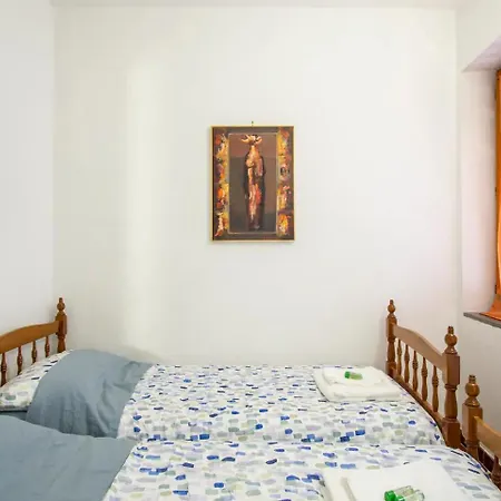 Domus Artis - House *
